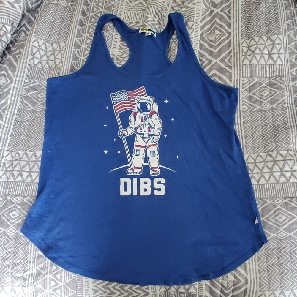 Patriotic tank